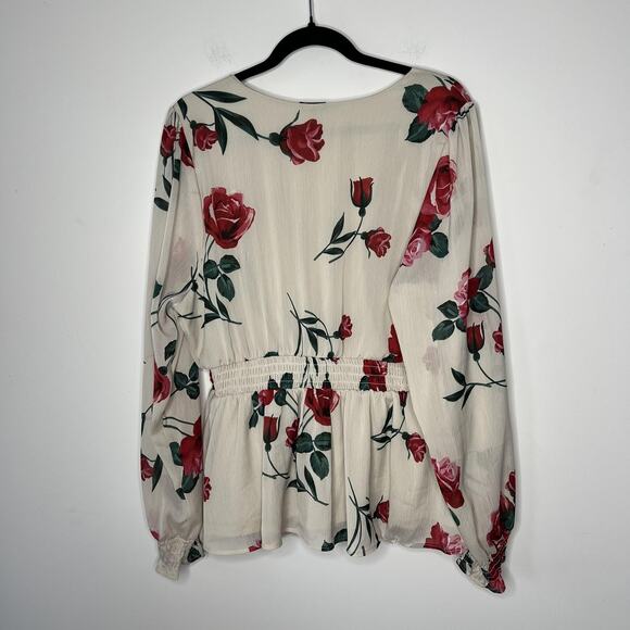 Torrid Blouse Womens 1X Cream Floral Rose V Neck Button Smocked Waist Plus Size - Picture 2 of 10